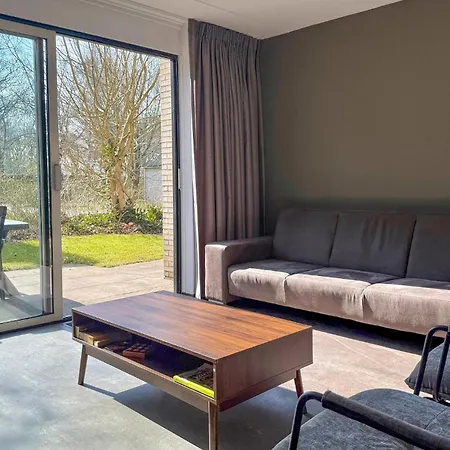 3 Bedroom Stunning Home In Hoeven-3
